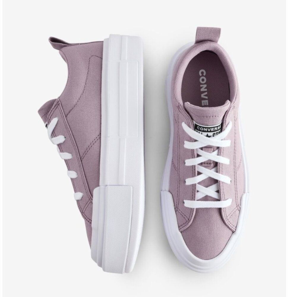 Converse Pink Youth Chuck Taylor Cruise Ox Trainers Size 2 Youth
